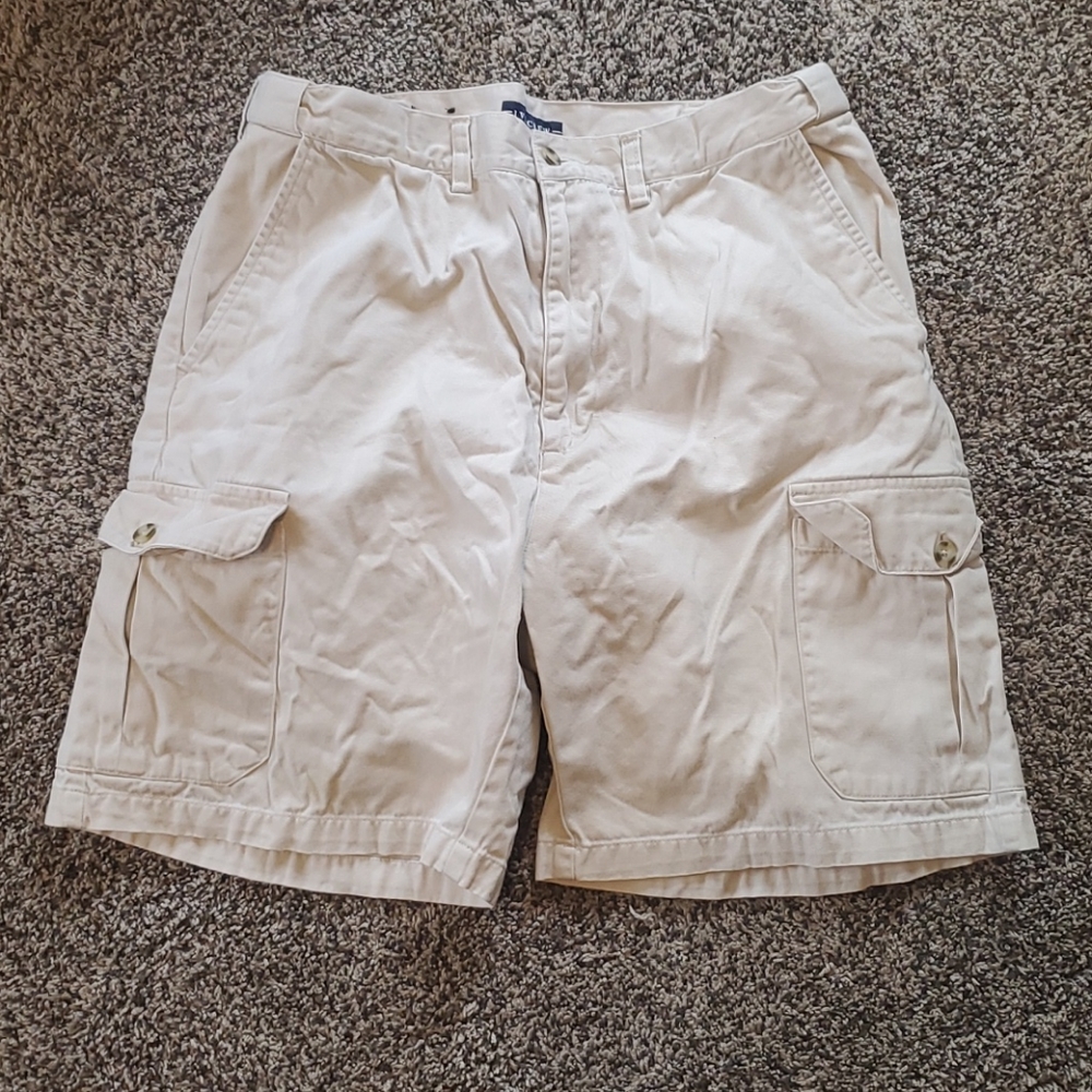 Ivy Crew cargo ivory/cream shorts size 34